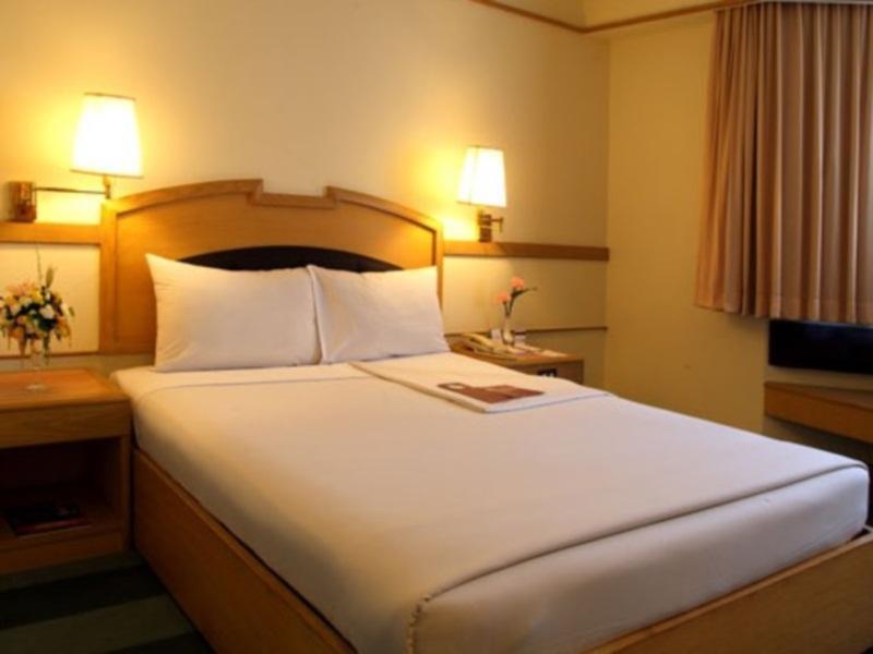 Chon Inter Hotel Чонбурі Номер фото