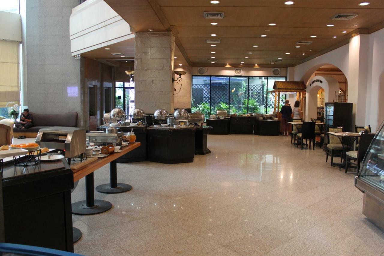 Chon Inter Hotel Чонбурі Екстер'єр фото