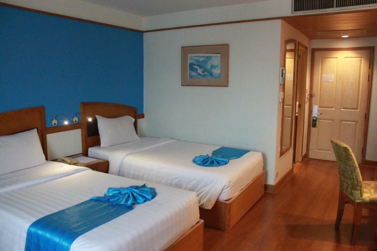 Chon Inter Hotel Чонбурі Екстер'єр фото